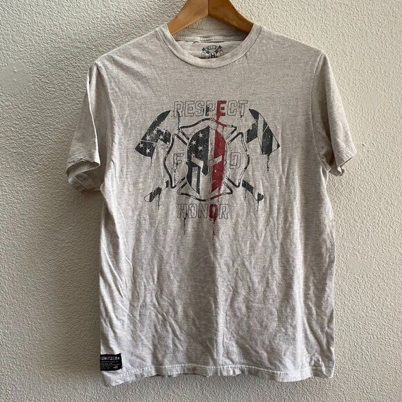 Howitzer Patriot MFG Firefighter Honor Respect Courage T-Shirt Men's Medium - Picture 1 of 3